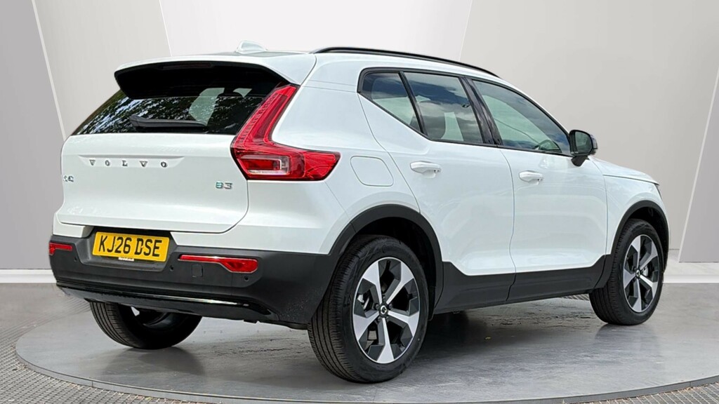 Volvo XC40 Volvo Xc40 Estate 2.0 B3p Plus Dark White #2