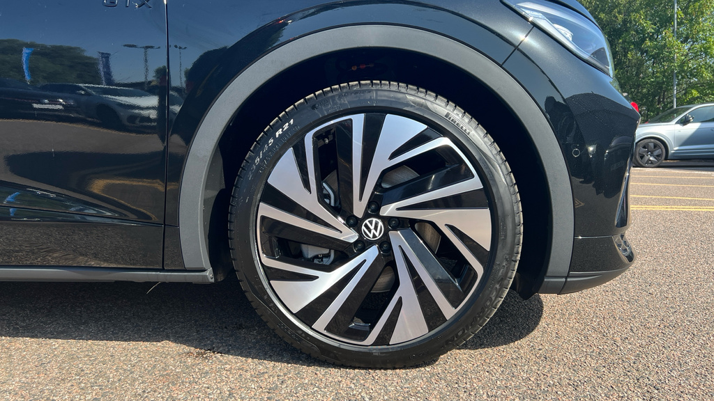 Volkswagen ID.5 79Kwh Gtx Edition Suv 4Motion 3 Black #20