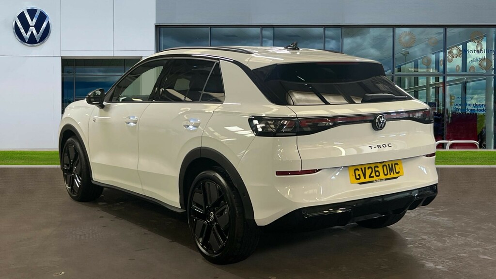 Volkswagen T-Roc New T-roc R-line 1.5 Etsi 150 Ps 7-Speed Dsg GV26OMC White #3