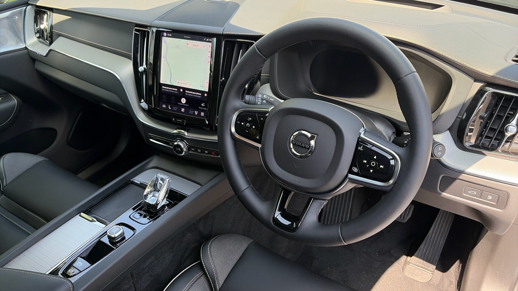 Volvo XC60 Xc60 2.0 T8 455 Rc Phev Ultimate Dark Awd Gt PX73CRZ Grey #4