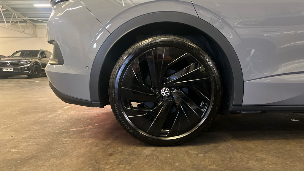 Volkswagen ID.4 Id.4 Gtx Edition 77Kwh 4Motion 340 Ps 1-Speed Black #5