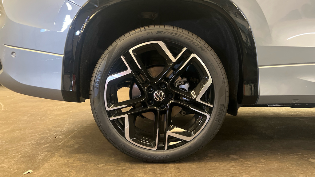 Volkswagen Tayron Tayron R-line 1.5 Etsi 150 Ps 7-Speed Dsg Silver #5