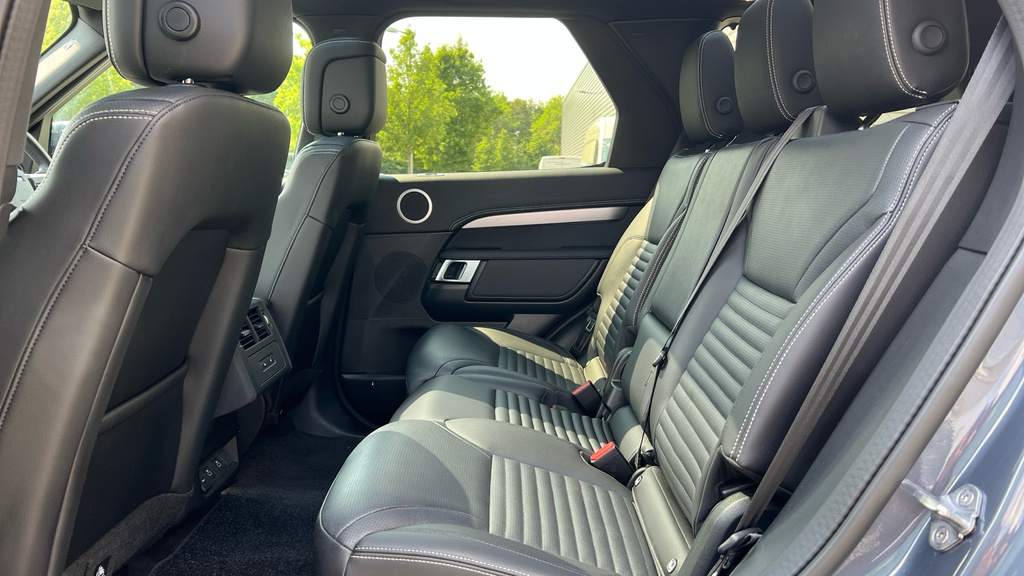 Land Rover Discovery Discovery 3.0 D350 Dynamic Se KW74EGC Blue #4