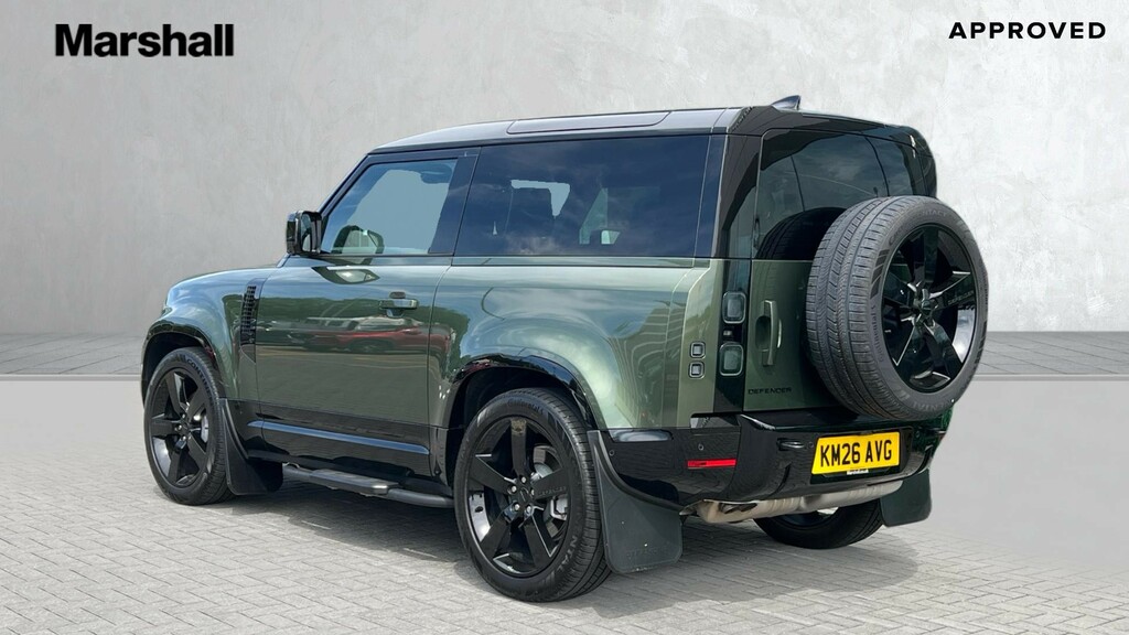 Land Rover Defender 90 Defender 3.0 D350 X-dynamic Hse 90 Green #2