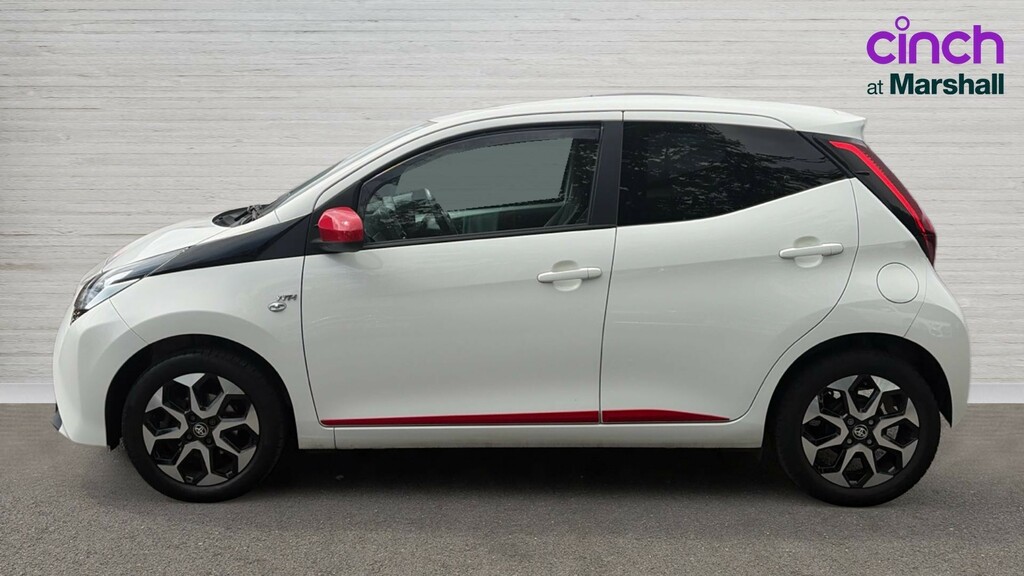Toyota Aygo Aygo 1.0 Vvt-i X-trend Tss GM21JPV White #6