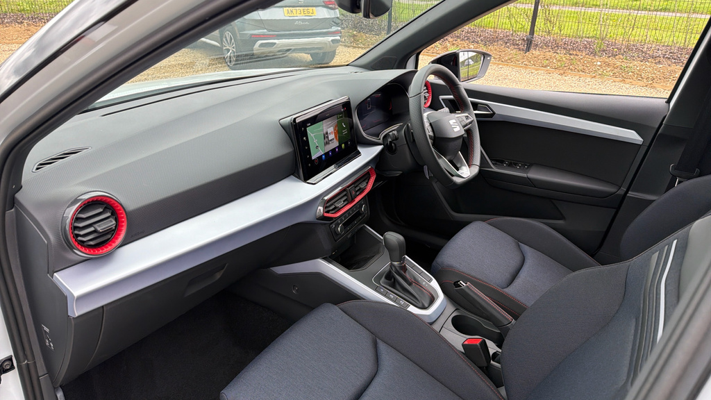 Seat Arona 1.0 Tsi Xperience Lux Suv Dsg White #25