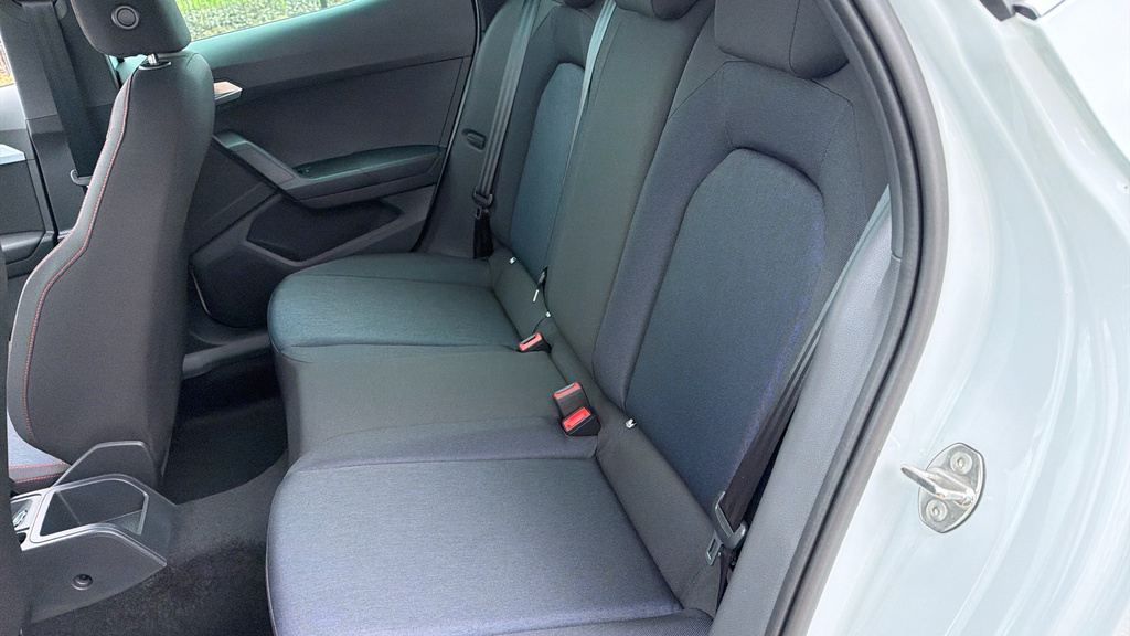 Seat Arona 1.0 Tsi Xperience Lux Suv Dsg White #15