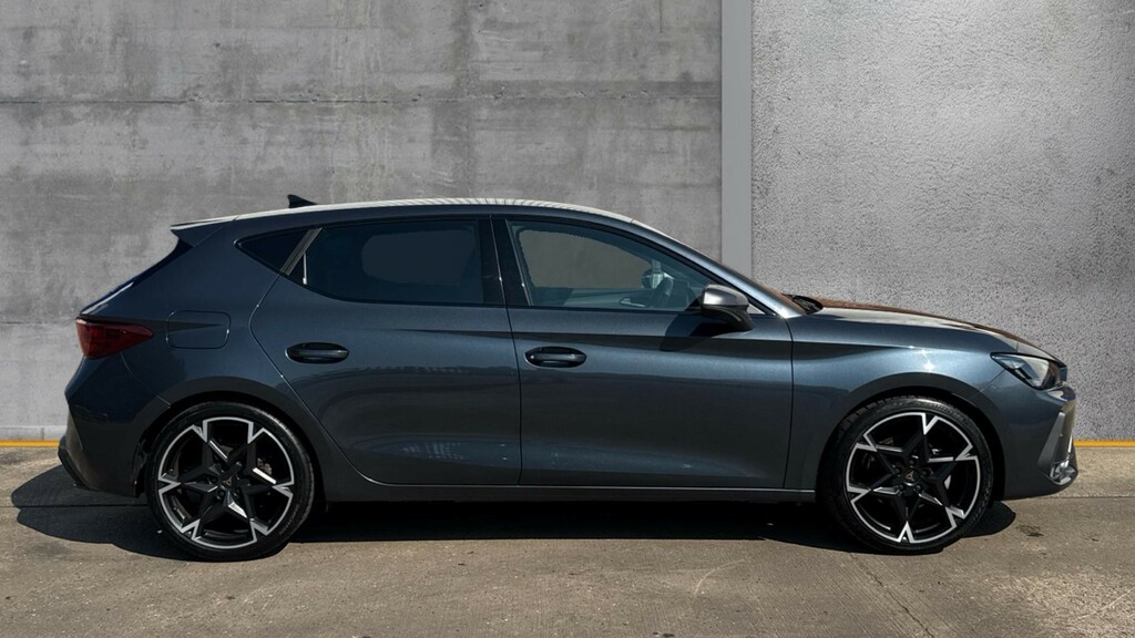 Cupra Leon Leon 1.5 Etsi 150 V2 Dsg KT25OTJ Grey #4