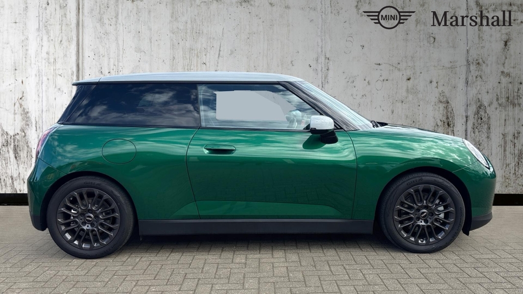 Mini Hatch Mini Cooper Hatchback 135Kw E Exclusive Green #3