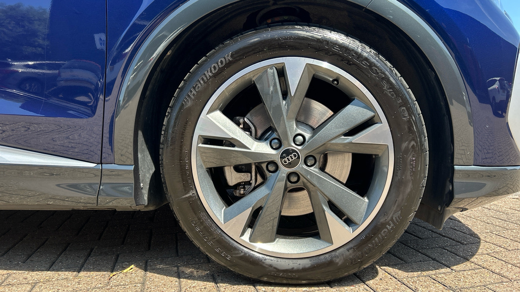 Audi Q4 E Tron Q4 210Kw 45 Quattro 82Kwh S Line Leather RK75EJD Blue #5