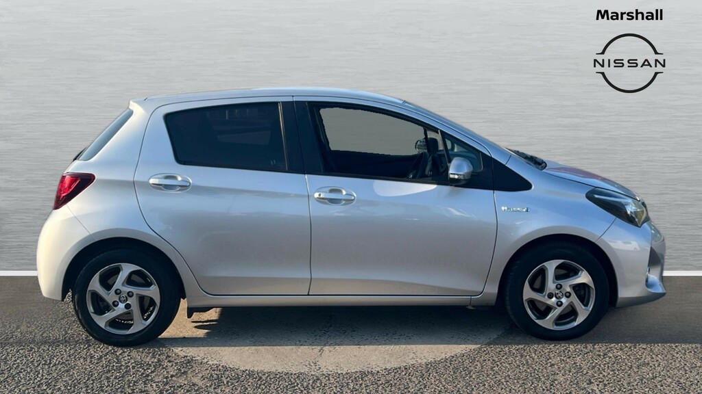 Toyota Yaris Yaris 1.5 Hybrid Icon Cvt NL66ETU Silver #3