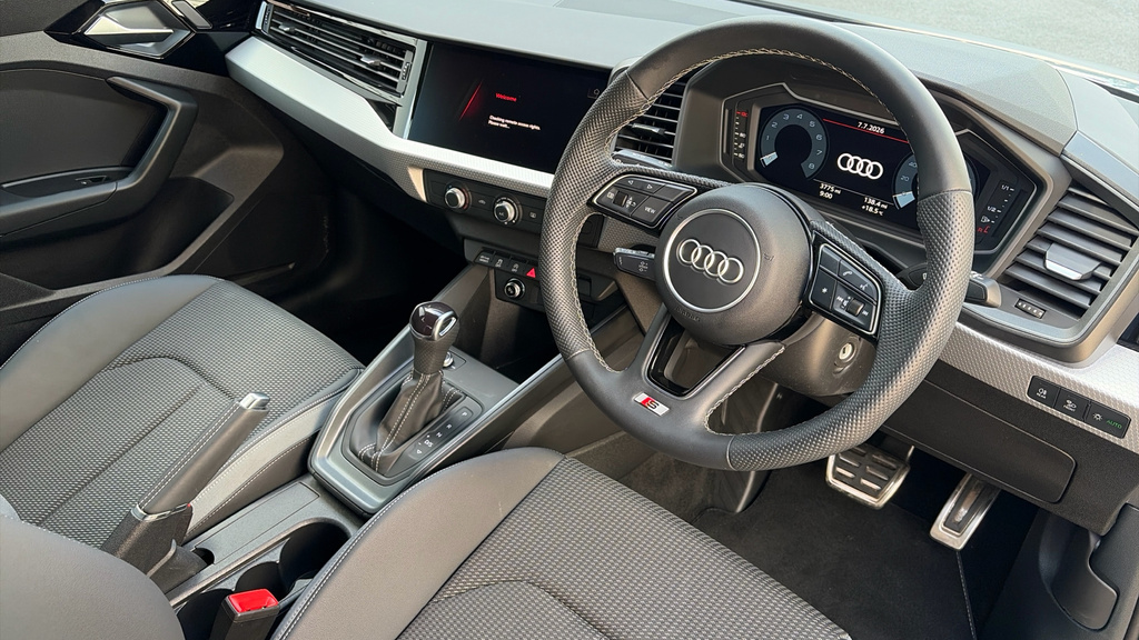 Audi A1 A1 30 Tfsi S Line S Tronic MT75NKP Grey #6