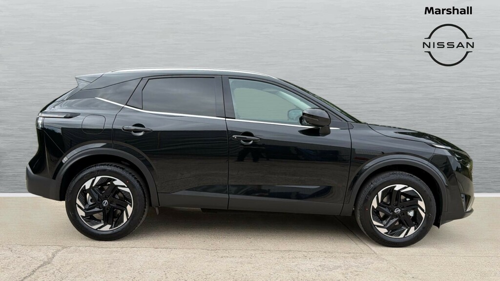 Nissan Qashqai Qashqai 1.3 Dig-t Mh N-connecta Glass Roof H Black #3