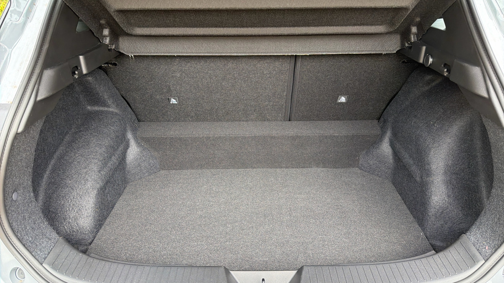 Nissan Qashqai Qashqai 1.3 Dig-t Mh Acenta Premium Hatchback Silver #9