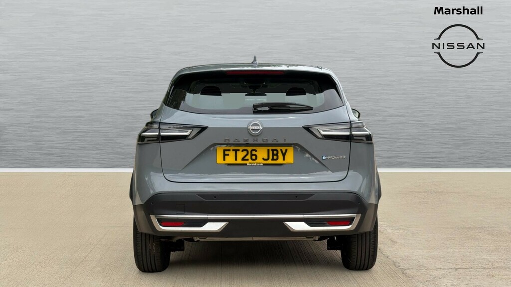Nissan Qashqai Qashqai 1.3 Dig-t Mh Acenta Premium Hatchback Silver #6