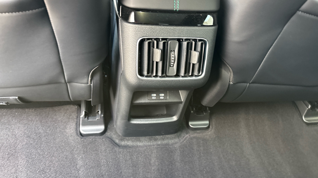 Byd Seal U 1.5 18.3Kwh Design Suv Plug In Hybrid C Black #30