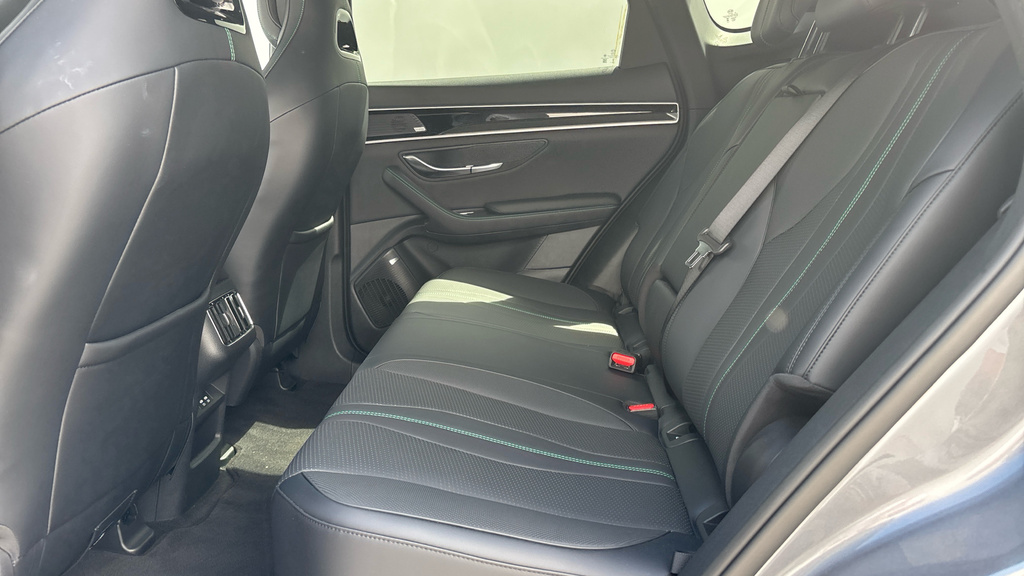 Byd Seal U Seal U 1.5 Dm-i Comfort Estate Grey #17