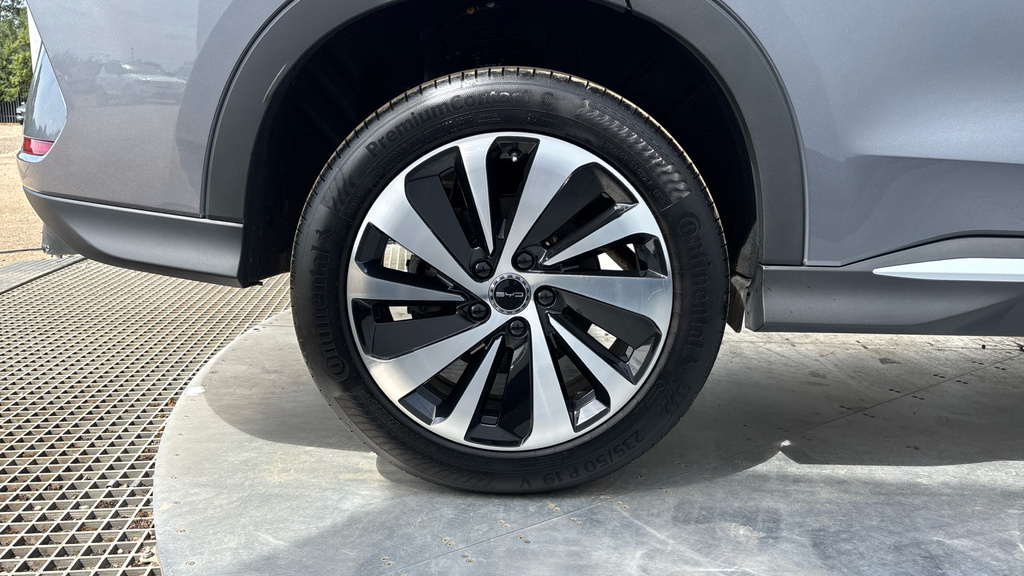 Byd Seal U Seal U 1.5 Dm-i Comfort Estate Grey #24