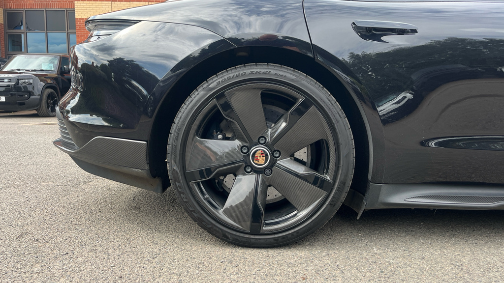 Porsche Taycan 350Kw 93Kwh Rwd Black #19