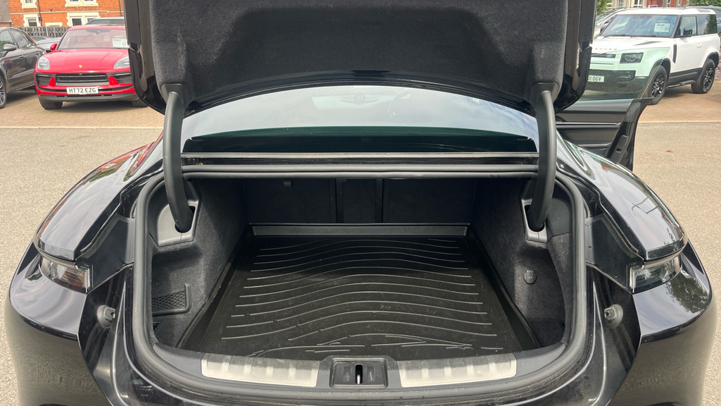 Porsche Taycan 350Kw 93Kwh Rwd Black #15
