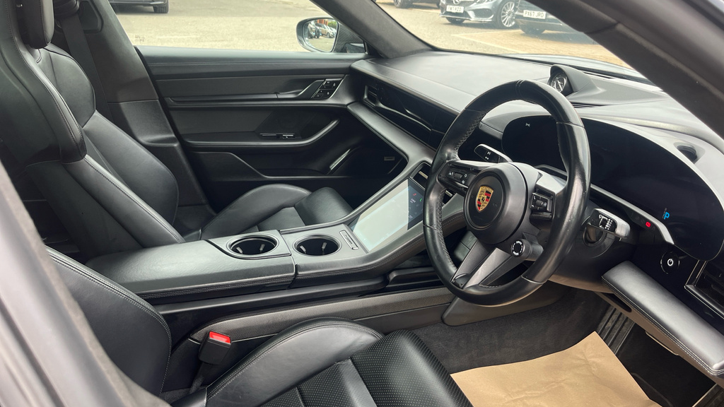 Porsche Taycan 350Kw 93Kwh Rwd Black #9