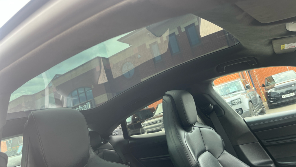 Porsche Taycan 350Kw 93Kwh Rwd Black #30