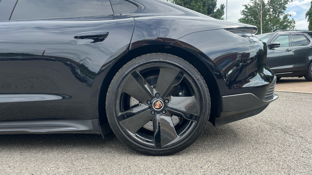 Porsche Taycan 350Kw 93Kwh Rwd Black #18