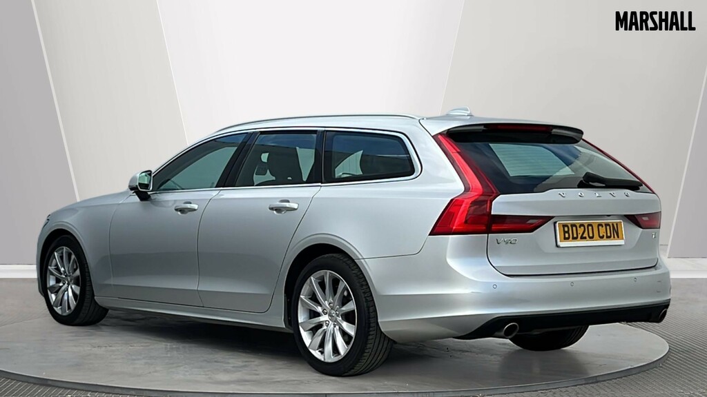 Volvo V90 Volvo Estate 2.0 B4d Momentum Blue #15