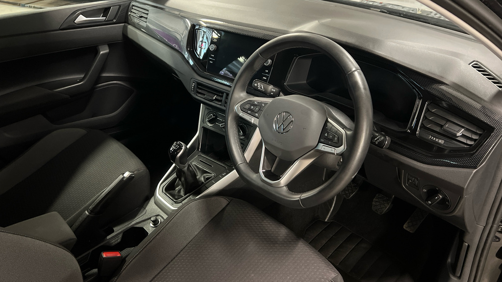 Volkswagen Polo Polo 1.0 Tsi Match GD25ZTK Black #6