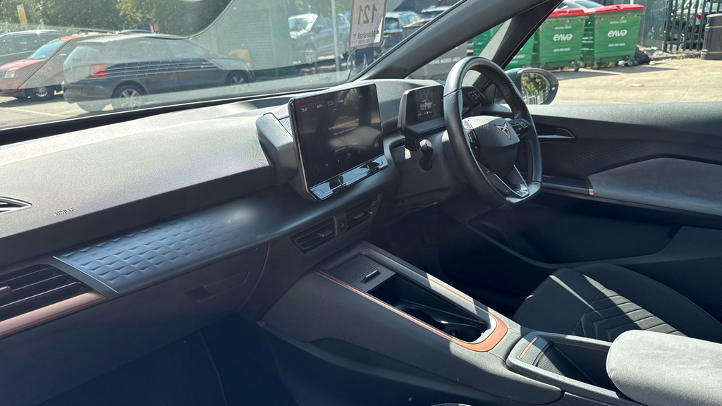 Cupra Born Born 150Kw V1 58Kwh ND23TFV White #2