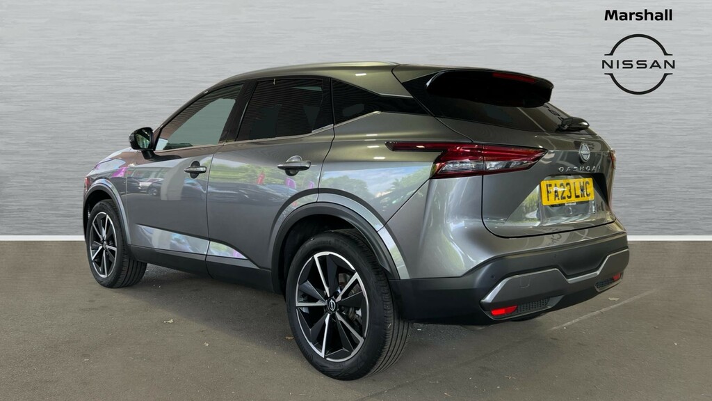 Nissan Qashqai Qashqai 1.3 Dig-t Mh 158 Tekna Grey #2