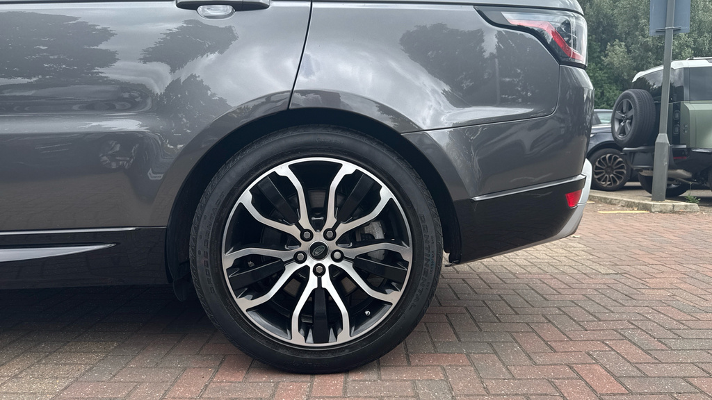Land Rover Range Rover Sport 2019 3.0 Sdv6 Hse 306 Bhp Black #27