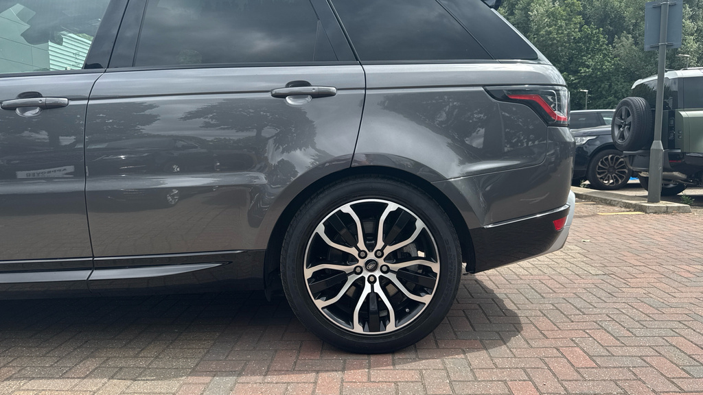Land Rover Range Rover Sport 2019 3.0 Sdv6 Hse 306 Bhp Black #8