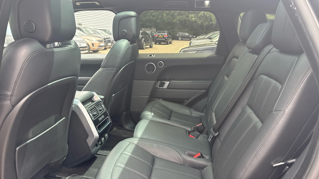 Land Rover Range Rover Sport Range Rover Sport 2.0 P400e Hse Grey #4