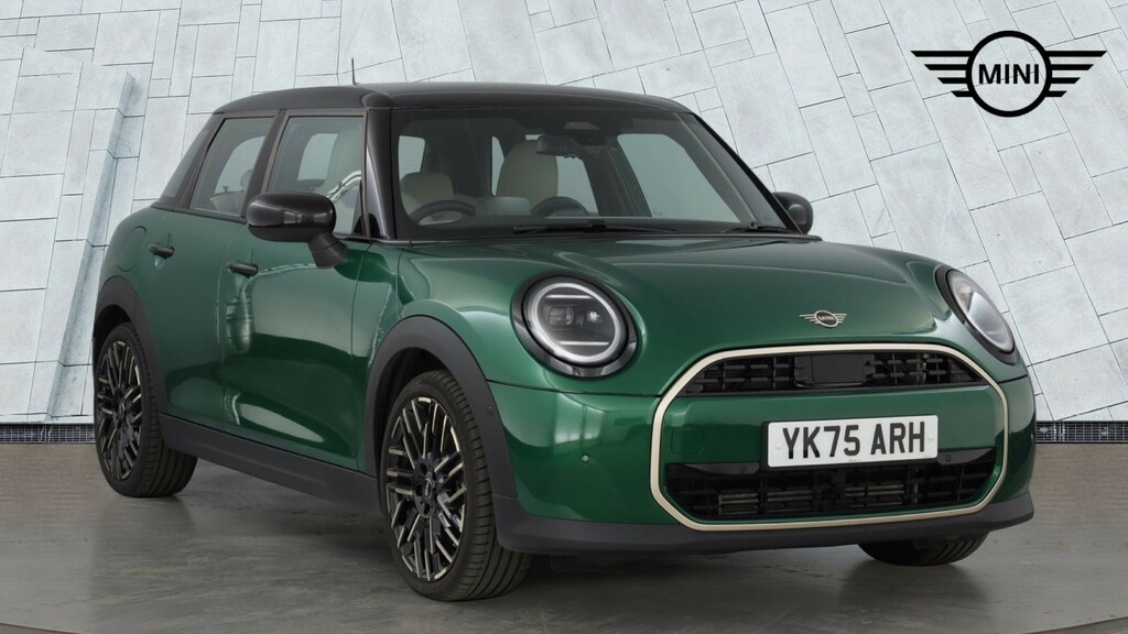 Mini Hatch Cooper 1.5 C Exclusive Level 1 Green