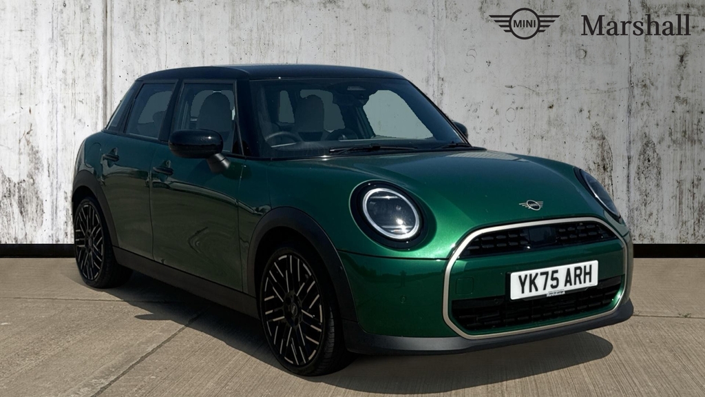 Mini Hatch Cooper 1.5 C Exclusive Level 1 Green