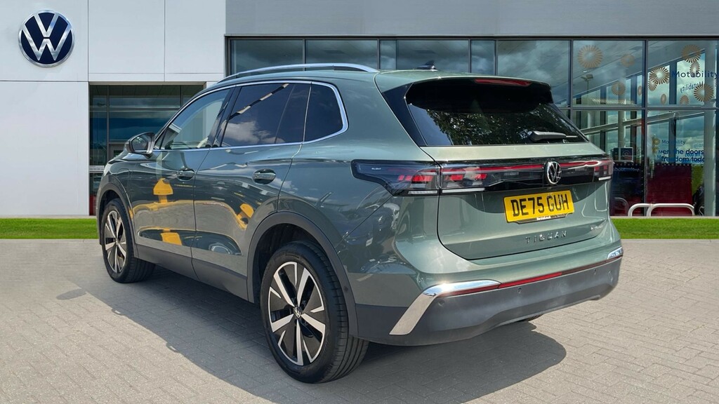 Volkswagen Tiguan Tiguan 1.5 Tsi Ehybrid Elegance Dsg DE75GUH Green #3