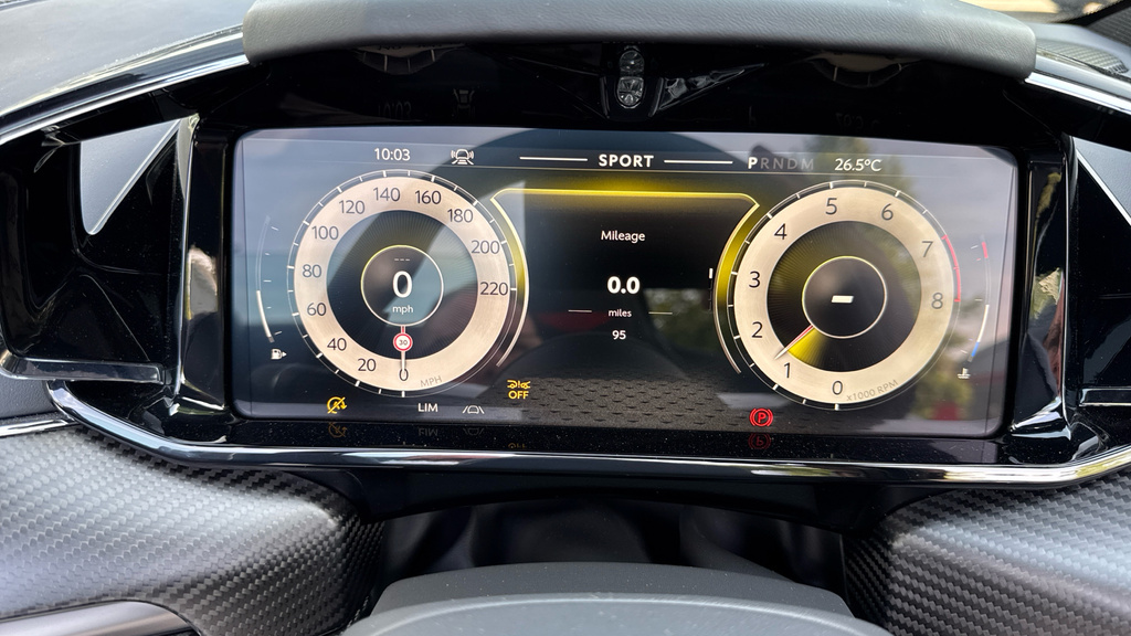 Aston Martin Vantage Vantage Roadster Black #6