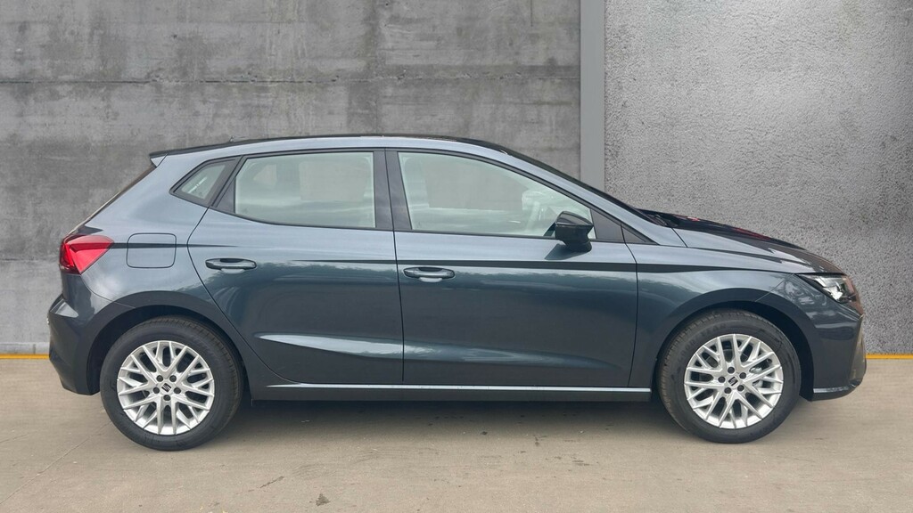 Seat Ibiza Ibiza Fr 1.0 Tsi 115 6-Speed 2025 Black #4