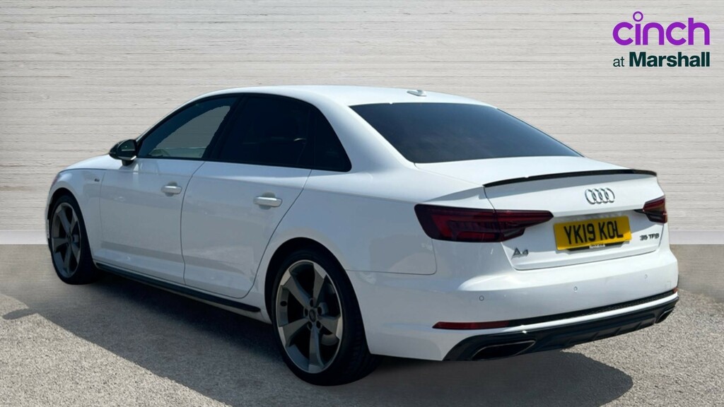 Audi A4 A4 35 Tfsi Black Edition S Tronic YK19KOL White #5