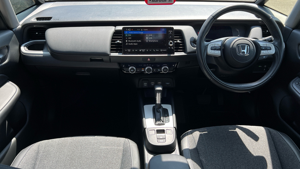 Honda Jazz Jazz 1.5 I-mmd Hybrid Ex Ecvt Red #4