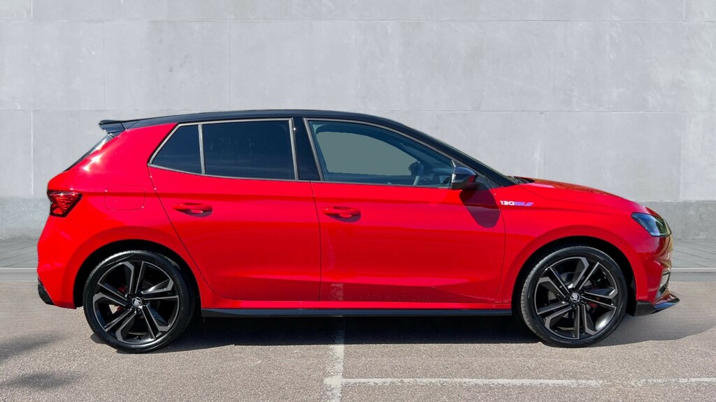 Skoda Fabia Skoda Fabia Hatchback 1.5 Tsi 177 130 Dsg Black #4