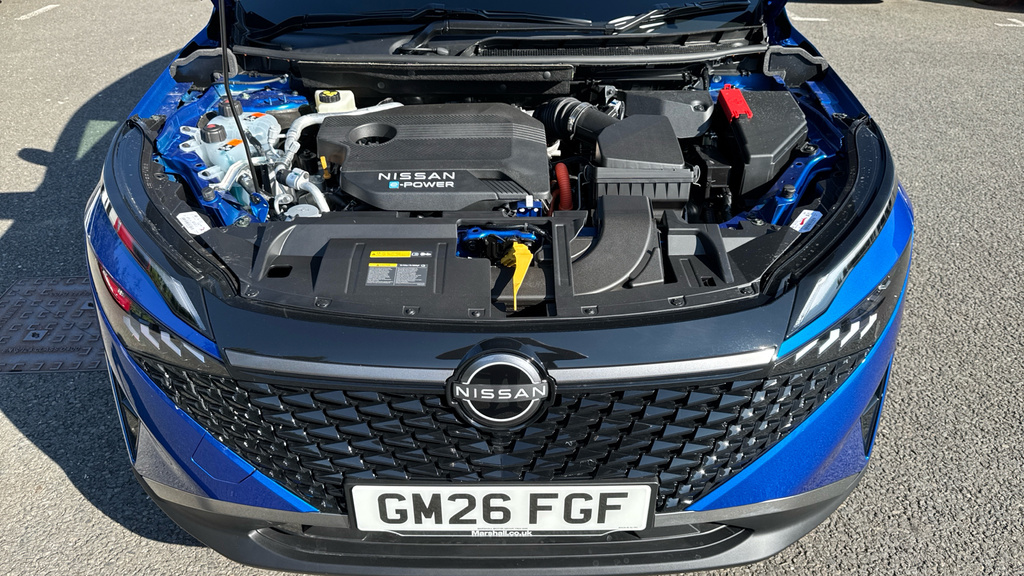 Nissan Qashqai 1.3 Dig-t Mhev 140 Acenta Premium 2Wd Black #10