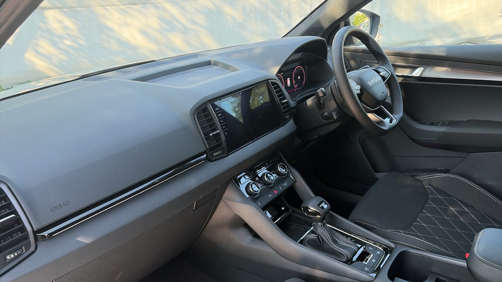 Skoda Karoq Skoda Karoq Estate 1.5 Tsi Sportline Edition D Black #2