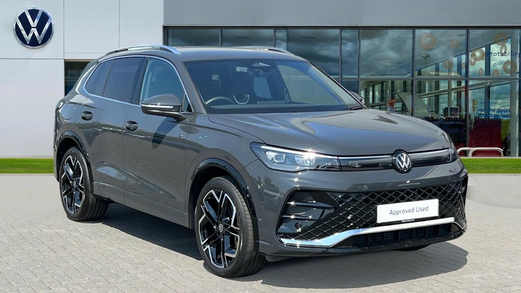 Volkswagen Tiguan Tiguan 1.5 Etsi 150 R-line Dsg Grey