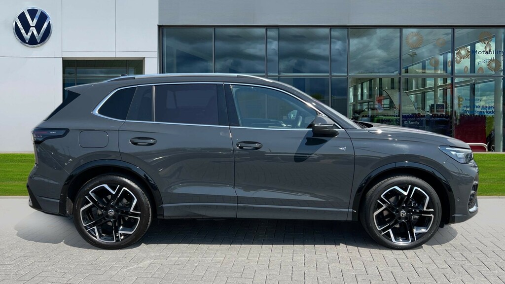 Volkswagen Tiguan Tiguan 1.5 Etsi 150 R-line Dsg KY75PCF Grey #4
