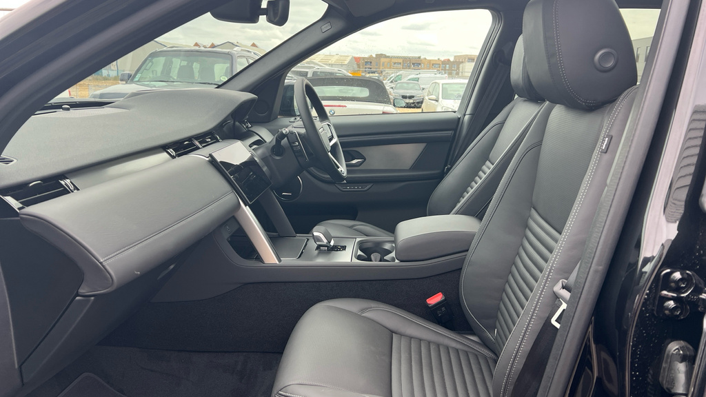 Land Rover Discovery Sport Discovery Sport 1.5 P270e Dynamic Hse 5 AK26CMF Black #3