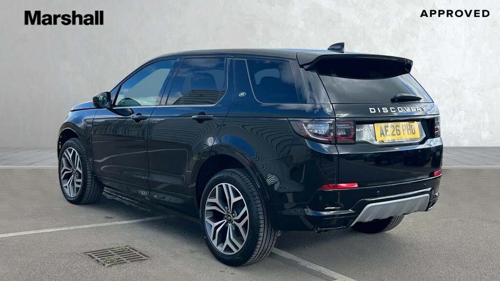 Land Rover Discovery Sport Discovery Sport 2.0 D200 Metropolitan 5 AE26PHO Black #2