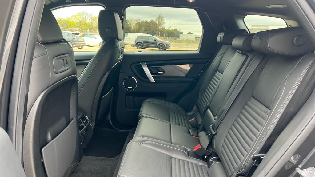 Land Rover Discovery Sport Discovery Sport 1.5 P270e Metropolitan 5 AK26CLZ Grey #4