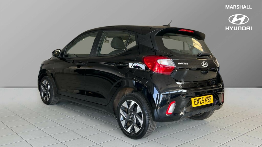 Hyundai I10 I10 1.0 58 Advance Nav EN25KBP Black #5